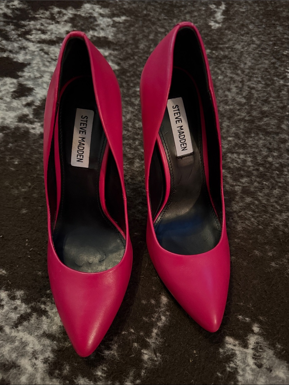 Steve Madden Hot Pink Pointed Toe Pumps